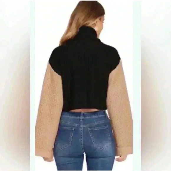 Black & Tan Turtle Neck Cropped Sweater, size Medium - Picture 3 of 8